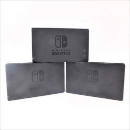 Lot of 6 OGM Nintendo Switch Docks Only alternative image