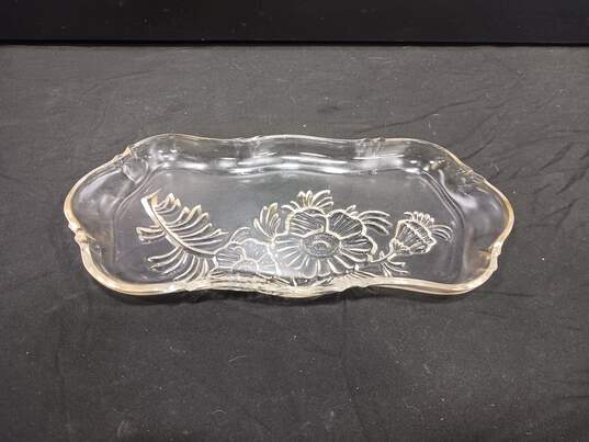 Pinkish Clear Crystal Or Glass Floral Dish (1"/6"/12") image number 1