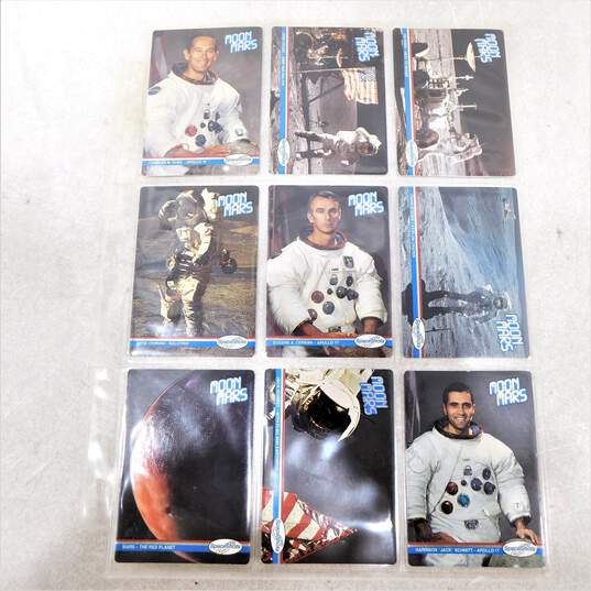 Space Shots Moon Mars 36 Special Edition Collector Cards image number 3