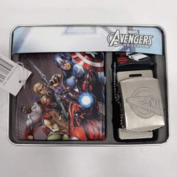Avengers Wallet  and Belt Buckle W/Box alternative image