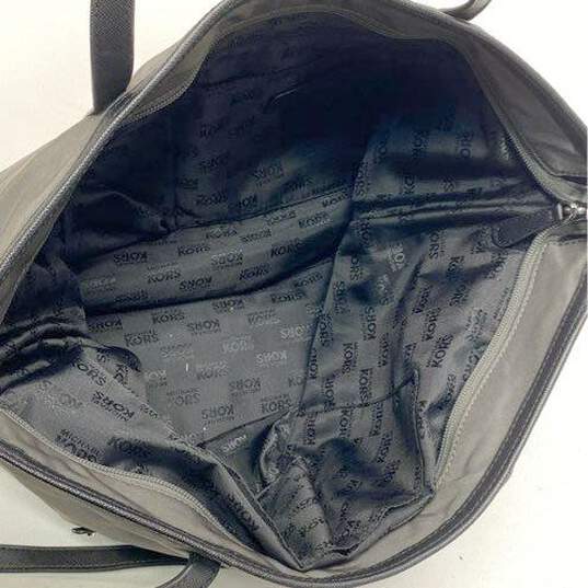 Michael Kors Tote Bag Metallic Grey image number 3