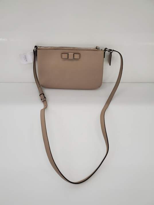 Buy the Women Coach crossbody leather bag In brown New | GoodwillFinds