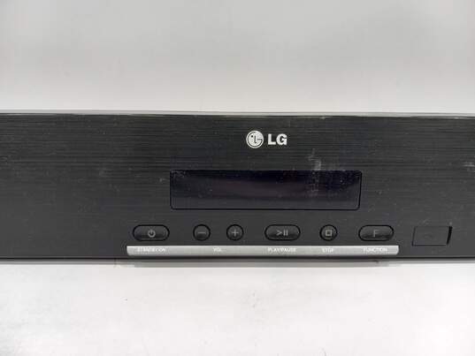 LG Sound Bar Model E225515 image number 2