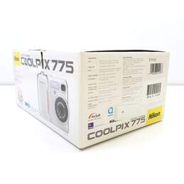 Nikon Coolpix 775 2.1MP Digital Camera