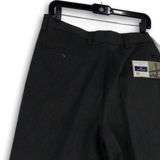NWT Mens Gray Pleated Front Pockets Classic Fit Dress Pants Size 38x30 image number 3