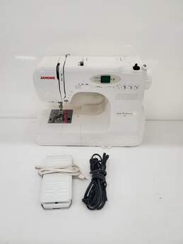 Janome Jem Platinum 760 Sewing Machines Untested alternative image