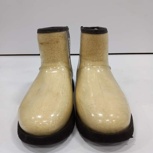 Ugg Women's  Classic Clear Mini Boots Size 9 image number 2