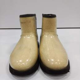 Ugg Women's  Classic Clear Mini Boots Size 9 alternative image