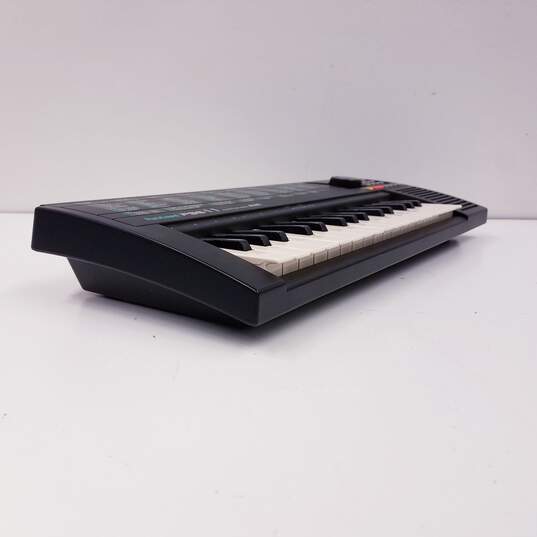 Yamaha PortaSound PSS-11 Keyboard image number 4