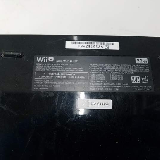 Nintendo Wii U Console Bundle image number 3