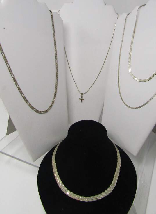 Lot Of 5 Silver Necklaces image number 1