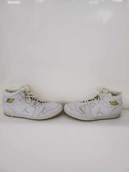 Men Jordan 1 Retro White Chrome Size-9 used image number 3