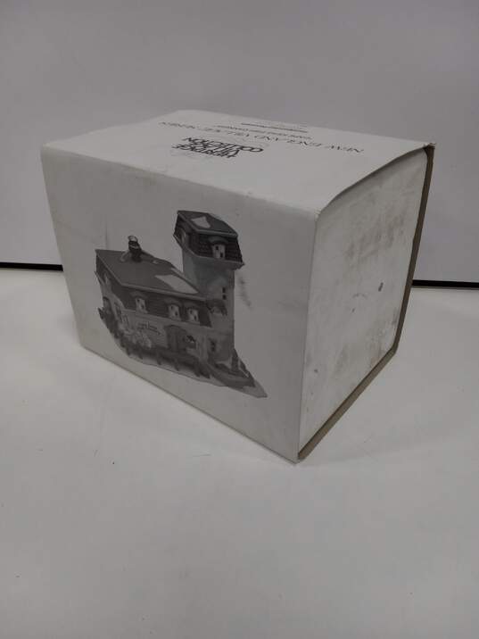 Dept 56 New England Village Series Cape Keag Fish Cannery Figurine image number 1