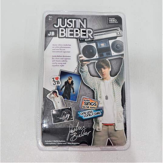 Singing Justin Bieber Doll One Less Lonely Girl NIB image number 2