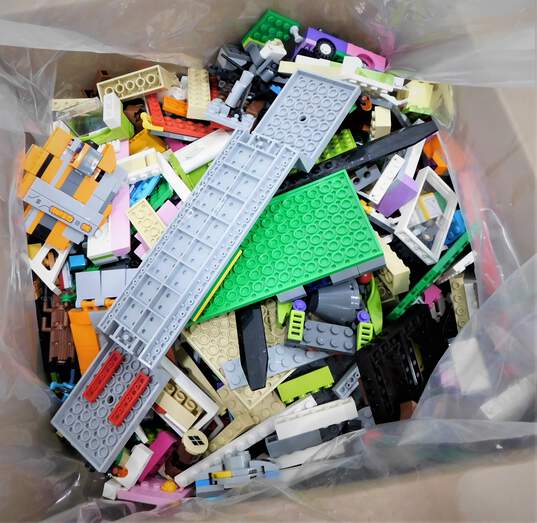 5.4 LB Lego Mixed Pieces Bulk Box image number 1