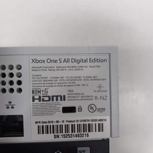 Microsoft Xbox One S All Digital Edition Model 1681 image number 5
