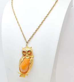 VNTG Marbled Lucite Jelly Belly Gold Tone Owl Pendant Necklace 69.1g alternative image