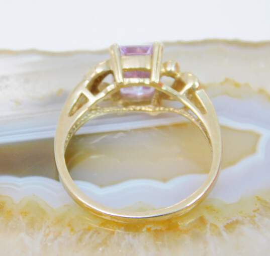 10K Yellow Gold Purple Cubic Zirconia Ring 2.5g image number 2