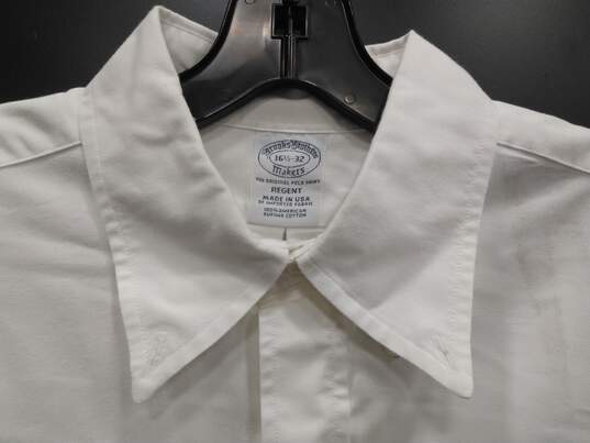 Brook's Brothers Men's Casual Button Down Shirts Size 16.5-32 image number 4