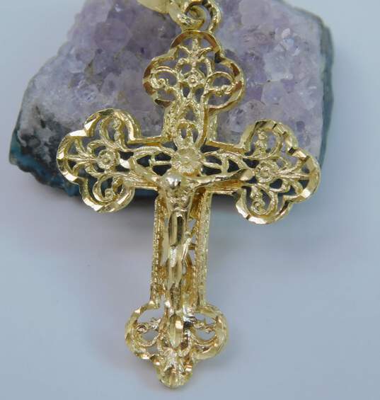 14K Yellow Gold Filigree Crucifix Cross Pendant 3.1g image number 4