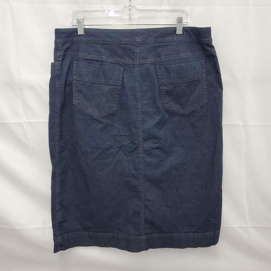 Eileen Fisher WM's Cotton Blend Dark Blue Denim Skirt Size L image number 2