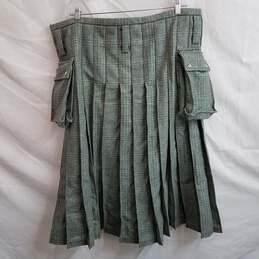 Green and gray plaid wool long kilt 42 x 31.5