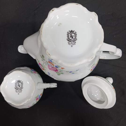 Royal Kent Teapot & Creamer Dish image number 4
