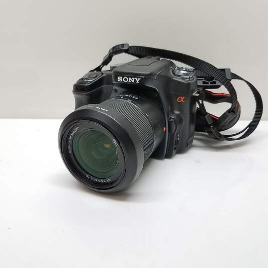 Sony Alpha DSLR-A100 With Sony DT 18-70mm f/3.5-5.6 Lens image number 1