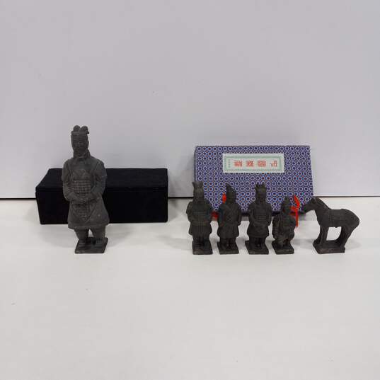 2 Boxes of Vintage  Terracota Warrior Figurines image number 1