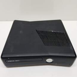 Xbox 360 S 4GB Console