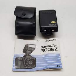 Canon EOS 650 35-70mm Zoom Lens Camera with Canon Speedlite 300EZ Flash and Camera Bag alternative image