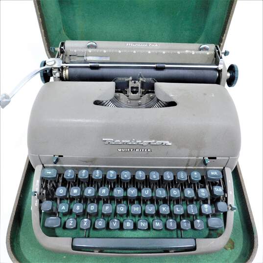 Vintage 1950s Remington Quiet-Riter Portable Typewriter w/ Green Keys & Case image number 2