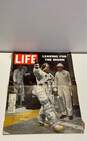 Lot of Vintage LIFE Magazine Issues from the Late 60s image number 3