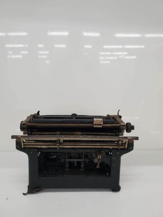 Underwood Typewriter 1906 for parts/repair image number 2