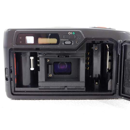 Pentax IQZoom 60 38-60mm AF Zoom Macro Point & Shoot Film Camera w/ Case image number 4