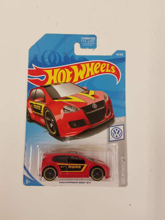 Assorted 2017 Hot Wheels Diecast Bundle Lot of 5 NIB Fast Furious image number 5