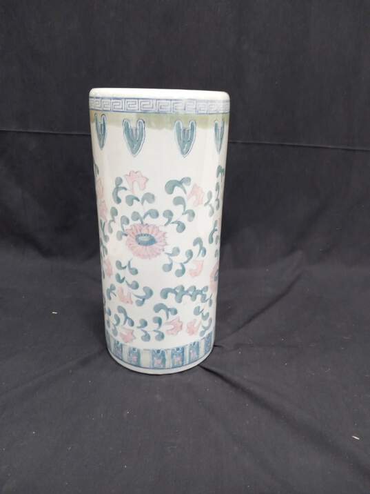 VINTAGE CHINESE PORCELAIN UMBRELLA STAND HAND PAINTED image number 2