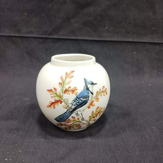 Bristol Pottery for National Wildlife Federation Ginger Jar/Vase image number 1