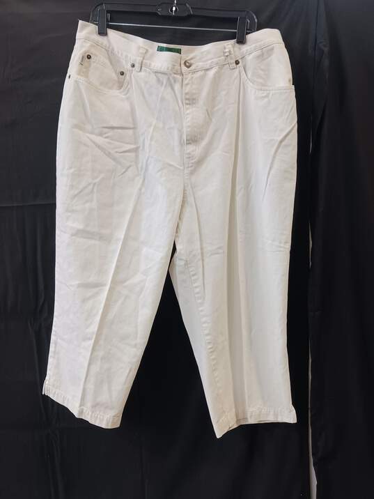 Ralph Lauren Jeans Co. Women's White Denim Capris Size 18W image number 1