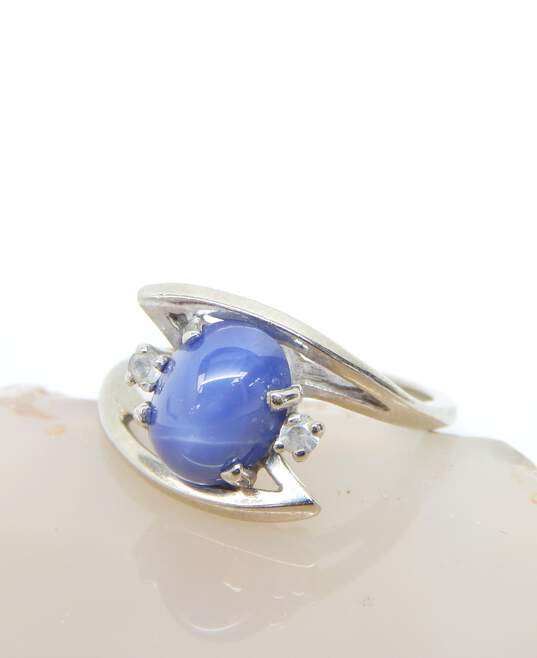 Vintage 10K White Gold Star Sapphire & Clear Quartz Accented Ring 2.9g image number 2