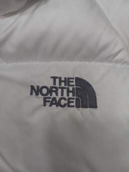 The North Face Women's White Puffer Jacket Size Small alternative image