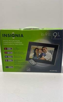 Insignia Digital Picture Frame NS-DPF9G