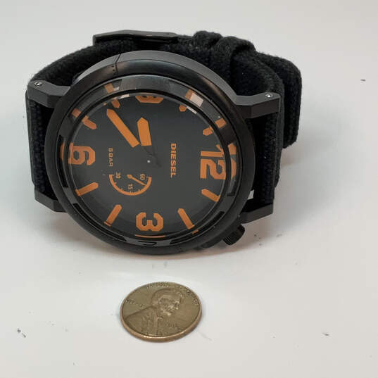 Designer Diesel DZ1471 Black Round Dial Adjustable Strap Analog Wristwatch image number 3