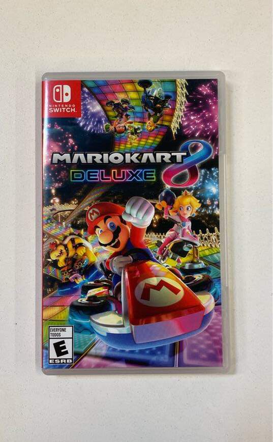 Mario Kart 8 Deluxe - Switch image number 1