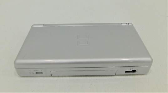 Nintendo DS, Lite image number 1