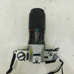 Minolta X-370 35mm SLR Film Camera w/ Macro Zoom LensCase alternative image