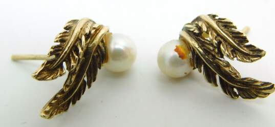 9k Yellow Gold Pearl Feather Post Back Earrings 2g image number 3