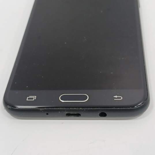 Black Samsung Phone image number 5