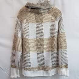Evereve Buffalo Check Turtleneck Pullover Rd Style Softsand Brown Size M alternative image
