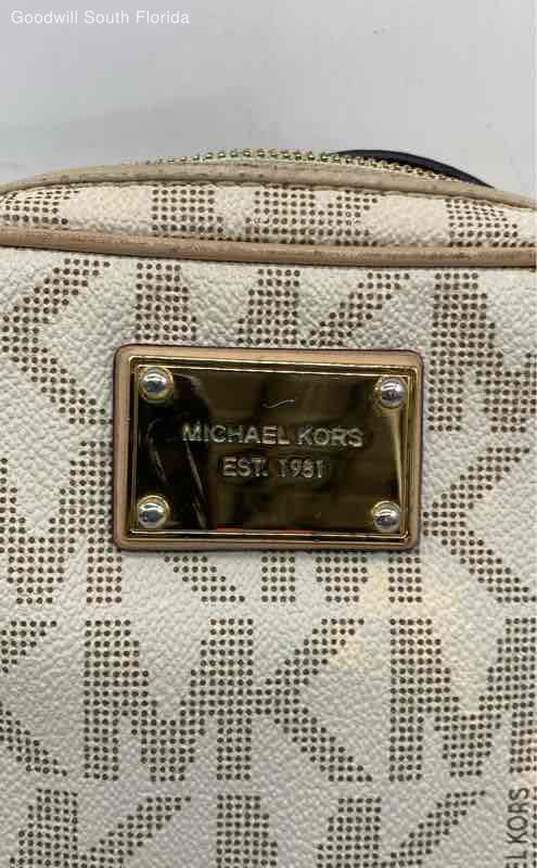 Michael Kors Womens Cream Crossbody Bag image number 5